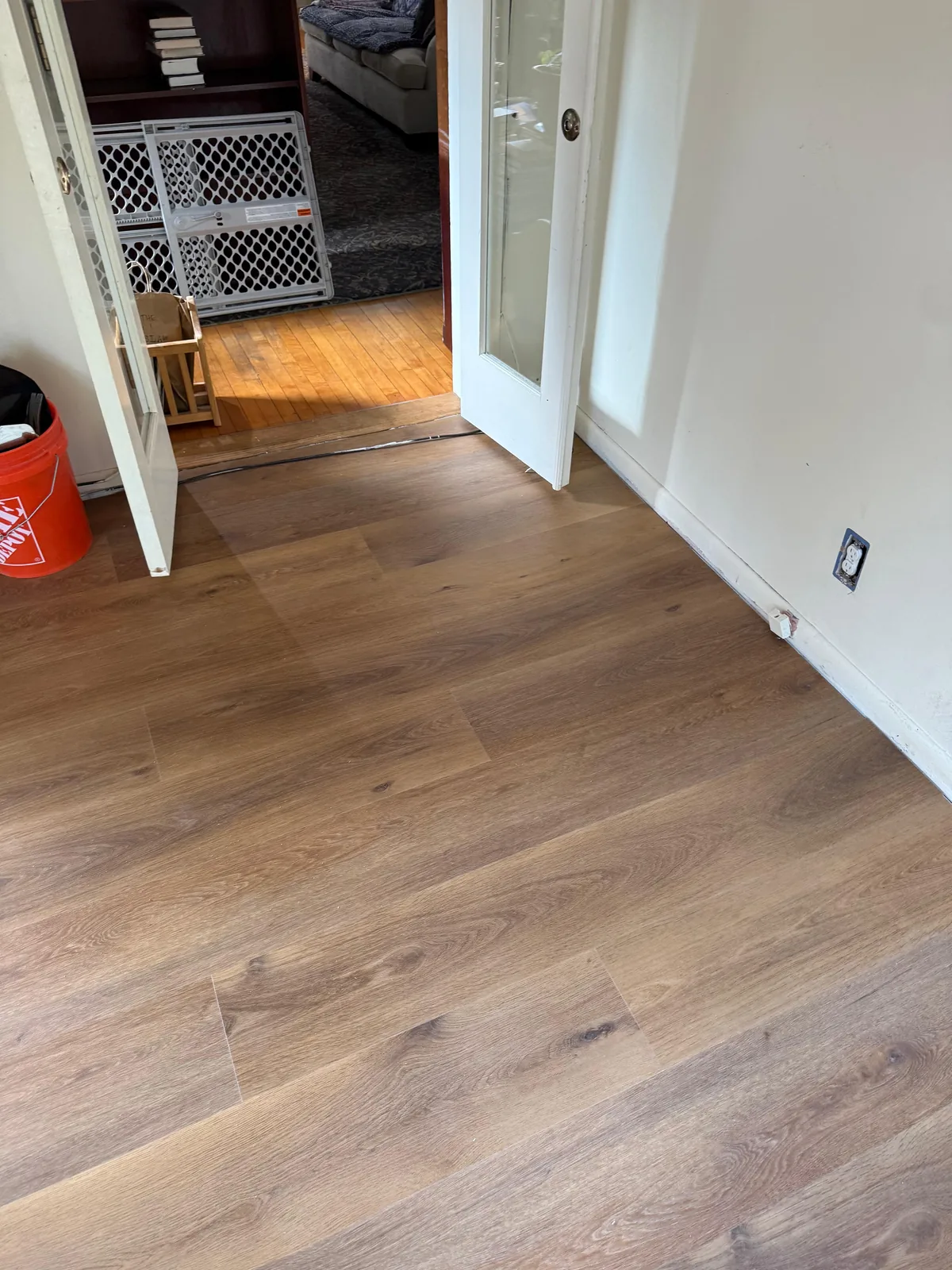 Plank floor, finished doorway