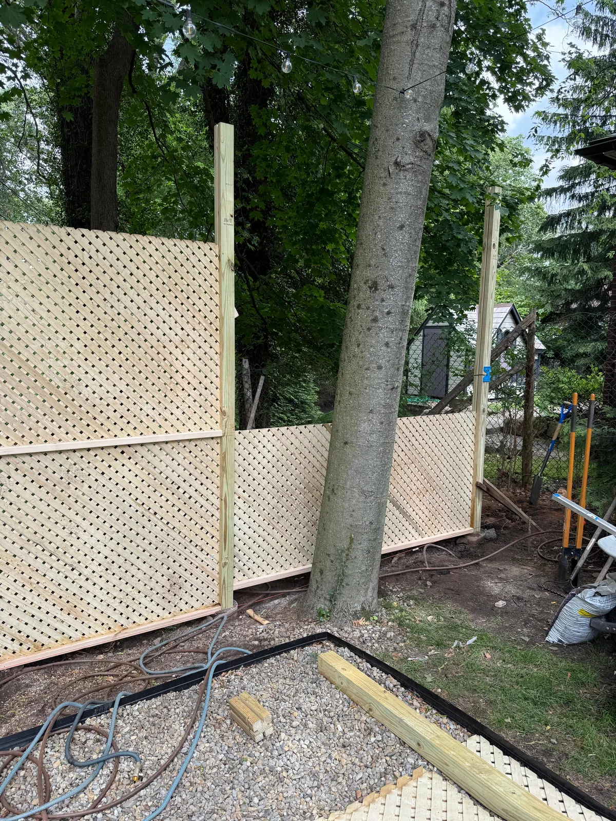 Lattice privacy fence install